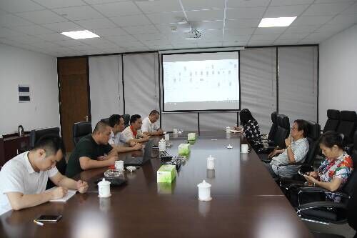魏明倫先生參加魏明倫戲劇館展陳設(shè)計討論會