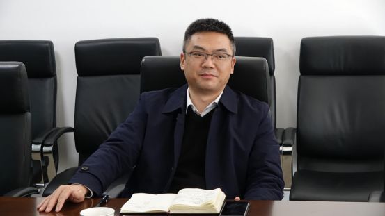劉軍調(diào)研自貢高投集團